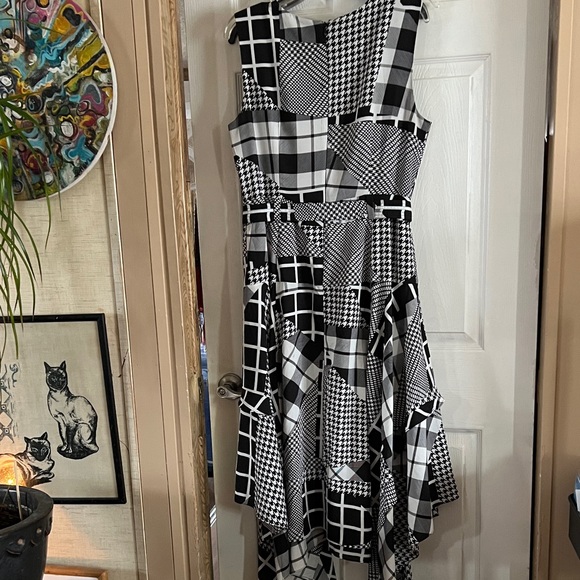 Calvin Klein Black and White Asymmetrical Dress - Picture 3 of 8